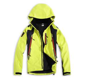 訂制沖鋒衣的工藝分為那幾類?以及單層衣的清洗方法